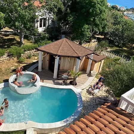 Agata Rab - Pool, Sauna I