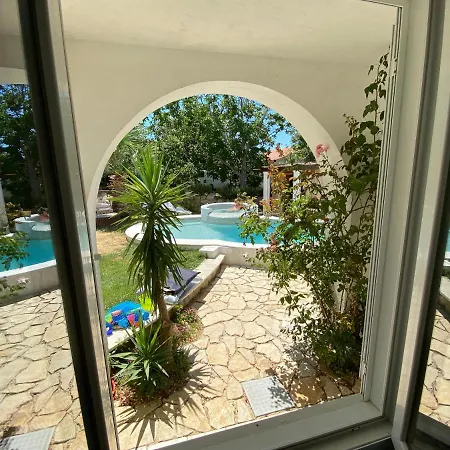 Agata Rab - Pool, Sauna I * Supetarska Draga